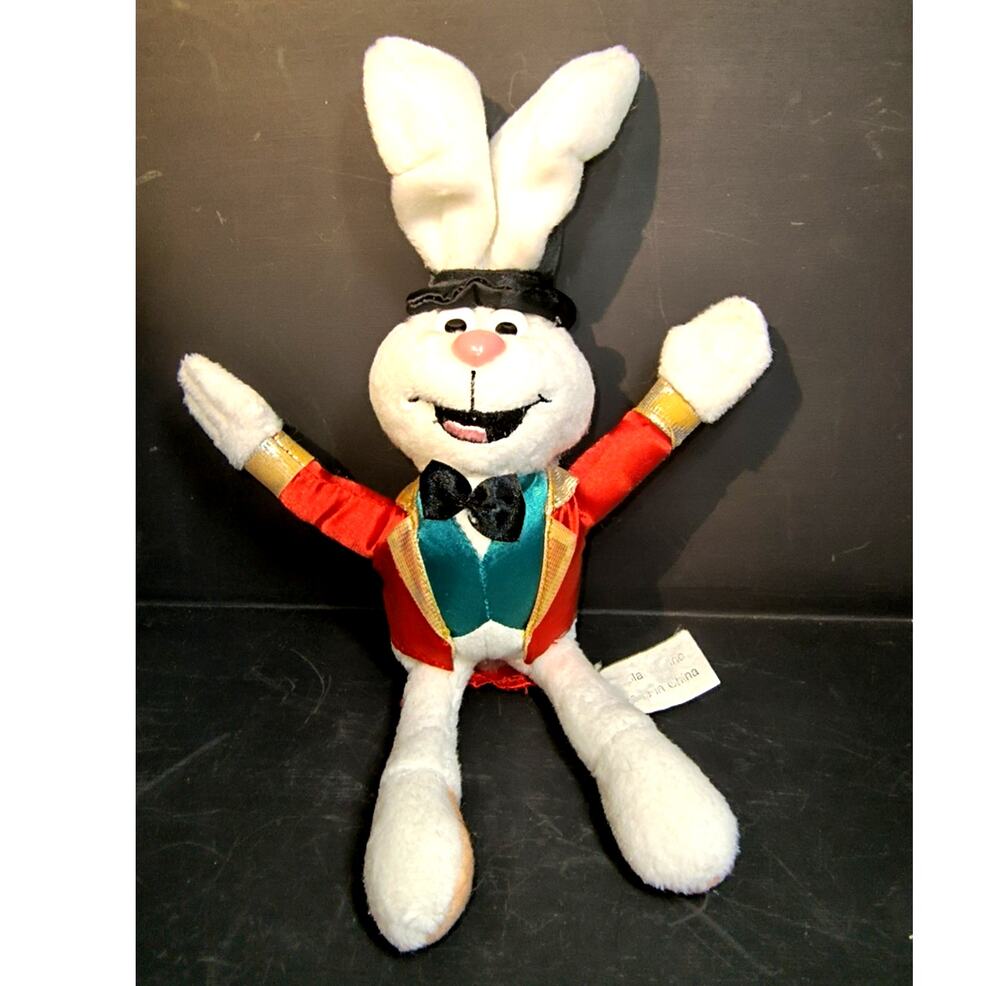1647.  Vintage Trix Cereal Ringmaster Bunny